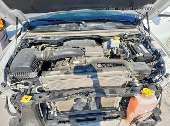 1C6SRFJT8MN730359 2021 RAM 1500 White Rear interior view