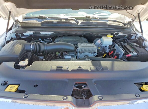 1C6SRFKT2NN239799 2022 RAM 1500 White Rear interior view