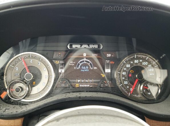 1C6SRFKT6NN246500 2022 RAM 1500 Red Սարքավորումների վահանակի տեսք