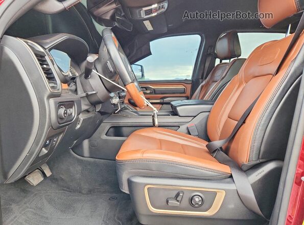 1C6SRFKT7NN167403 2022 RAM 1500 Burgundy Front interior view
