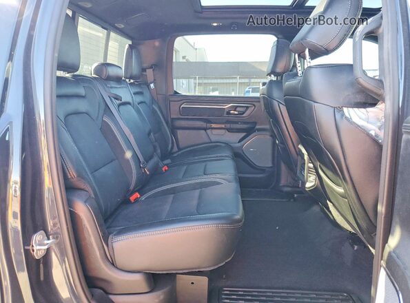 1C6SRFLP0TN172019 2026 RAM 1500 Charcoal Вид задніх сидінь