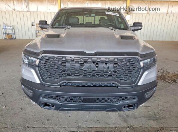 1C6SRFLP4TN150850 2026 RAM 1500 Серебряный Вид спереди