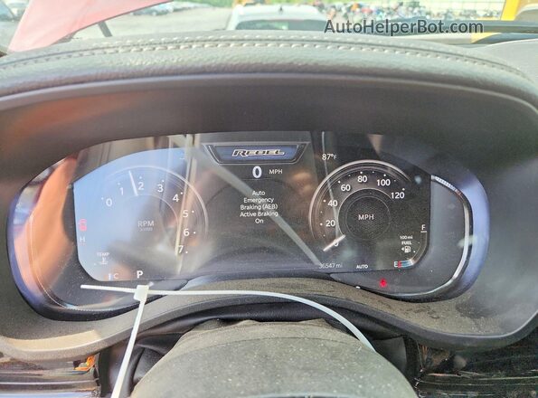 1C6SRFLPXSN708134 2025 RAM 1500 Red Vista del cuadro de instrumentos