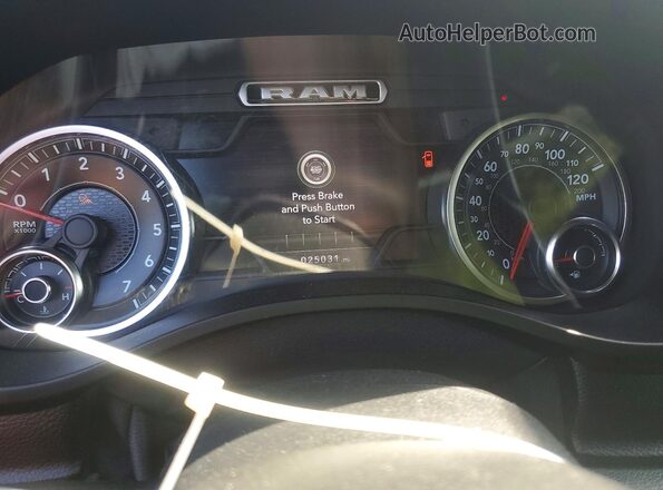 1C6SRFLT2LN143361 2020 RAM 1500 White Instrument cluster view