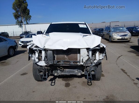 1C6SRFLT2PN598992 2023 RAM 1500 White Vista interior trasera