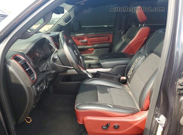 1C6SRFLT7KN583154 2019 RAM 1500 Gray Front interior view