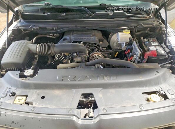 1C6SRFLT8KN883172 2019 RAM 1500 Silver Вид задньої частини салону