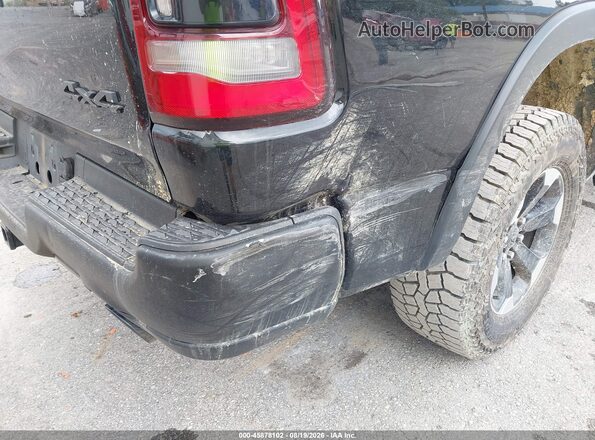 1C6SRFLT8KN915523 2019 RAM 1500 Black 