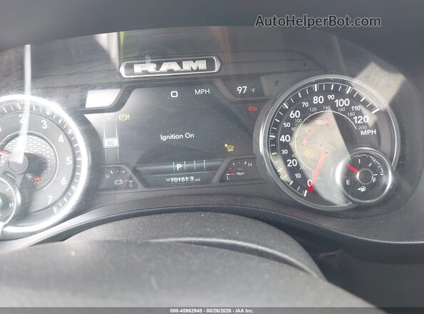 1C6SRFMP3SN637969 2025 RAM 1500 Silver Widok tylnych siedzeń