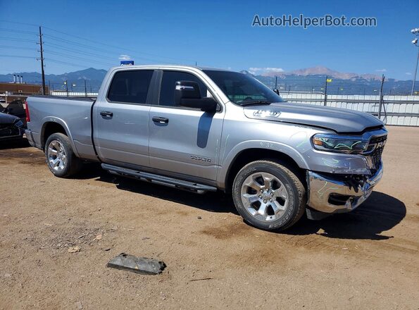 1C6SRFMP4SN565650 2025 RAM 1500 Silver Передня права чверть