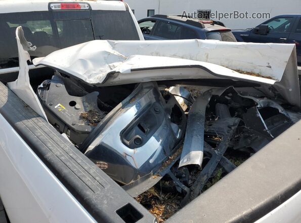 1C6SRFMT1LN340035 2020 RAM 1500 White Widok komory silnika