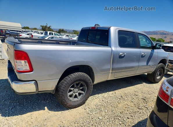 1C6SRFMT2KN921882 2019 RAM 1500 Silver Tył prawy