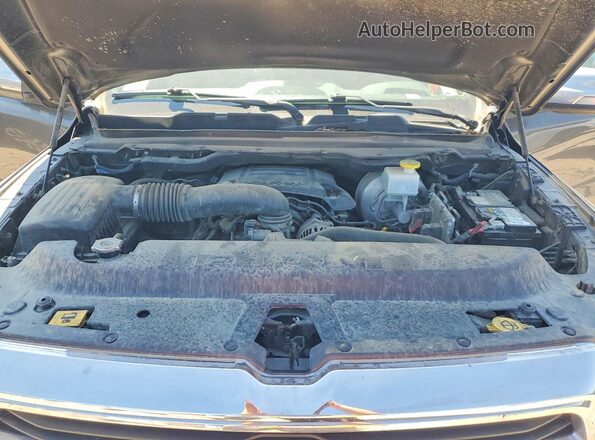 1C6SRFMT5MN546282 2021 RAM 1500 Gray Rear interior view