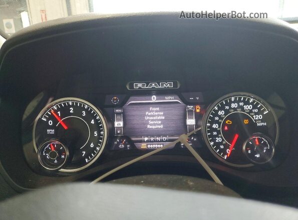 1C6SRFMT7LN234348 2020 RAM 1500 Red Вид щитка приладів
