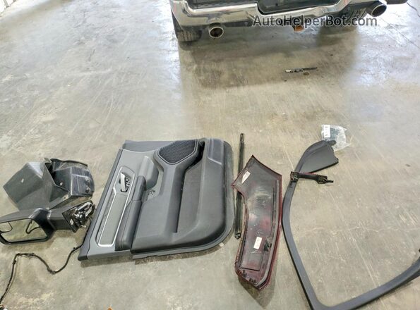 1C6SRFMT7LN234348 2020 RAM 1500 Red Вид підкапотного простору