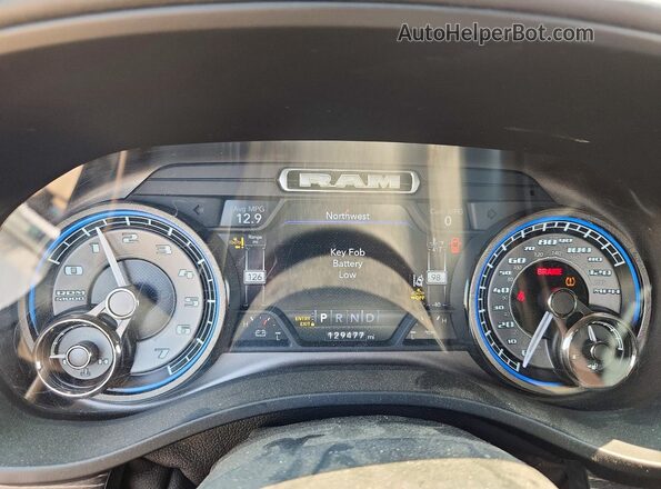 1C6SRFPT8KN552831 2019 RAM 1500 Серый Вид щитка приборов