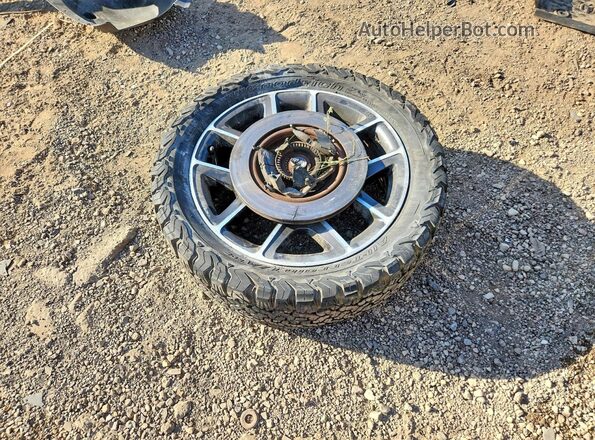 1C6SRFRT0MN783464 2021 RAM 1500 Charcoal Widok komory silnika
