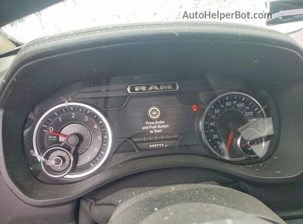 1C6SRFRT3LN322838 2020 RAM 1500 Black Widok zestawu wskaźników