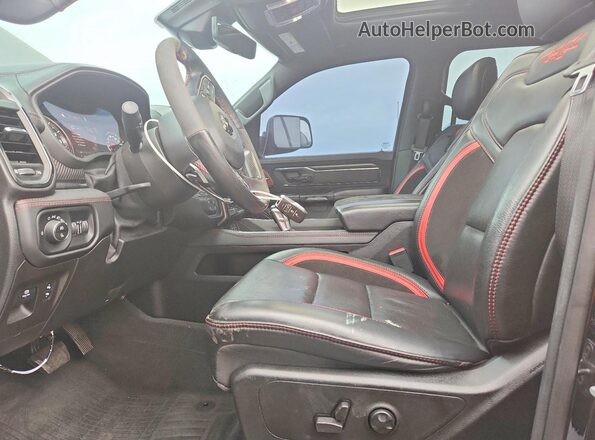 1C6SRFU95MN902931 2021 RAM 1500 Black წინა სალონის ხედი