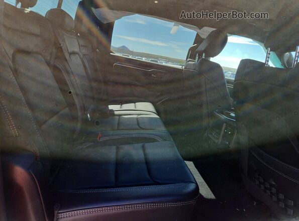 1C6SRFUP0TN160743 2026 RAM 1500 White Vista de los asientos traseros