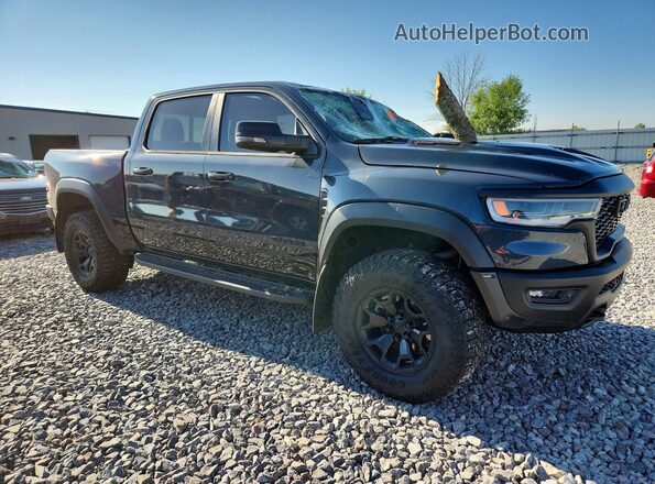 1C6SRFUP2TN307855 2026 RAM 1500 Black წინა მარჯვენა