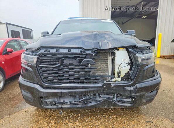 1C6SRFVP7SN606397 2025 RAM 1500 Black Widok z przodu