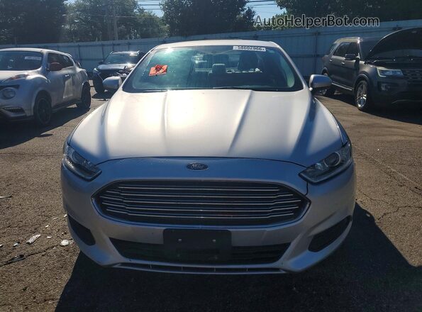 1FA6P0G73G5124078 2016 FORD FUSION Серебряный Вид спереди
