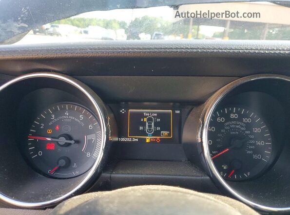 1FA6P8AM1H5338792 2017 FORD MUSTANG Black ხელსაწყოთა პანელის ხედი