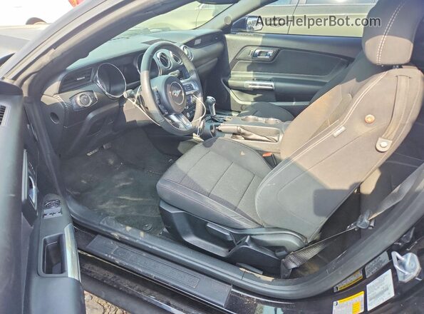 1FA6P8AM3H5333027 2017 FORD MUSTANG Black Vista interior delantera