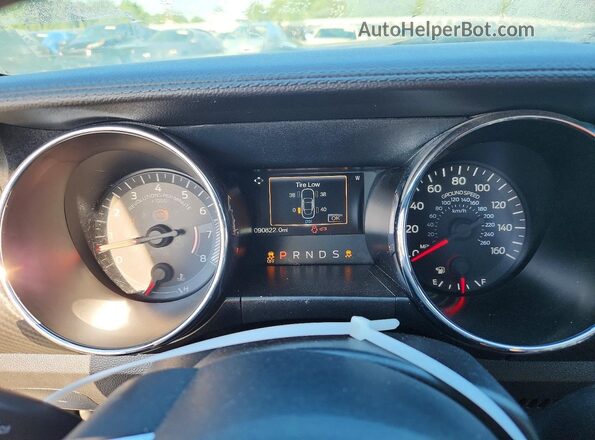 1FA6P8AM5H5322952 2017 FORD MUSTANG Blue ხელსაწყოთა პანელის ხედი
