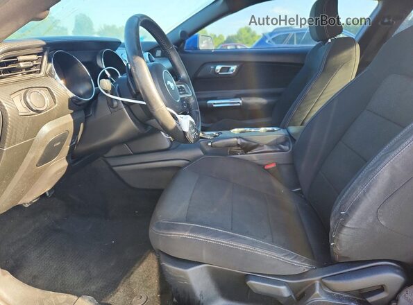 1FA6P8AM5H5322952 2017 FORD MUSTANG Blue წინა სალონის ხედი