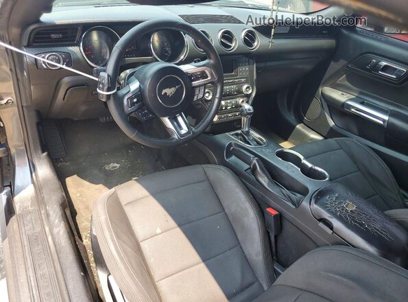 1FA6P8AM6G5326006 2016 FORD MUSTANG Gray Dashboard view