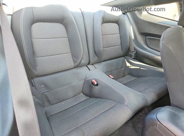 1FA6P8AM7H5226322 2017 FORD MUSTANG Blue Rear seats view