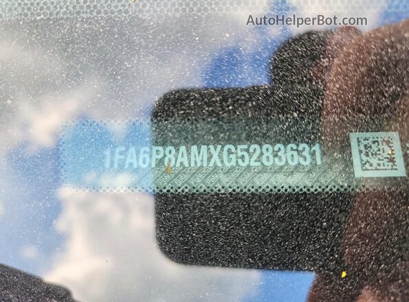 1FA6P8AMXG5283631 2016 FORD MUSTANG Синий Вид подкапотного пространства