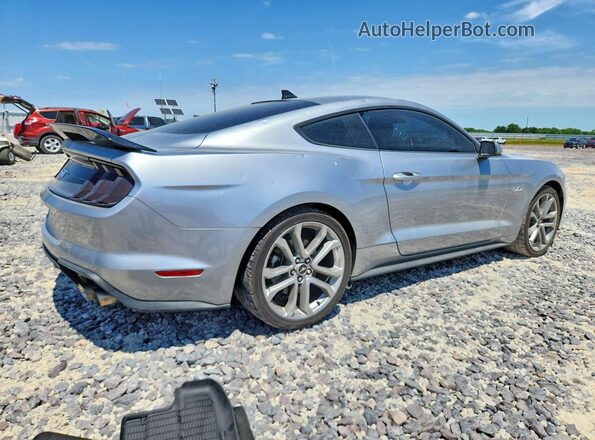 1FA6P8CF1M5127794 2021 FORD MUSTANG Серебряный Задняя правая четверть