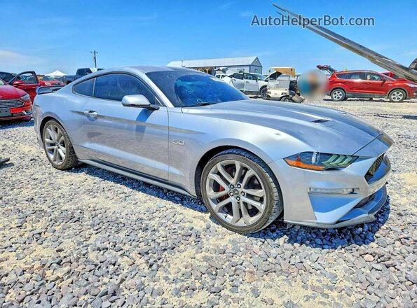 1FA6P8CF1M5127794 2021 FORD MUSTANG Серебряный Передняя правая четверть