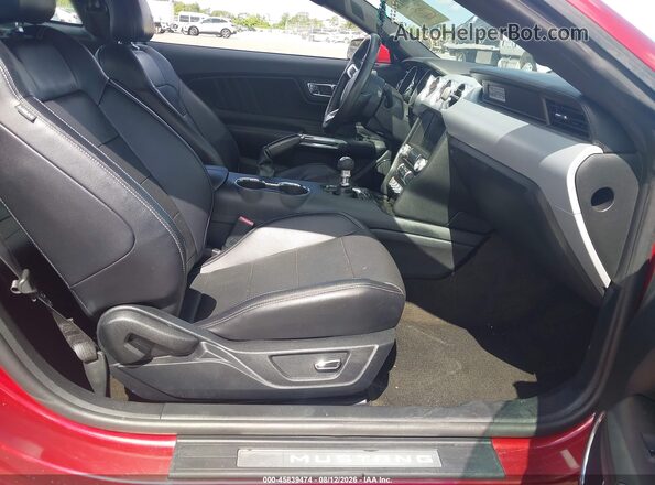 1FA6P8CF2G5236284 2016 FORD MUSTANG Red Widok wnętrza z przodu