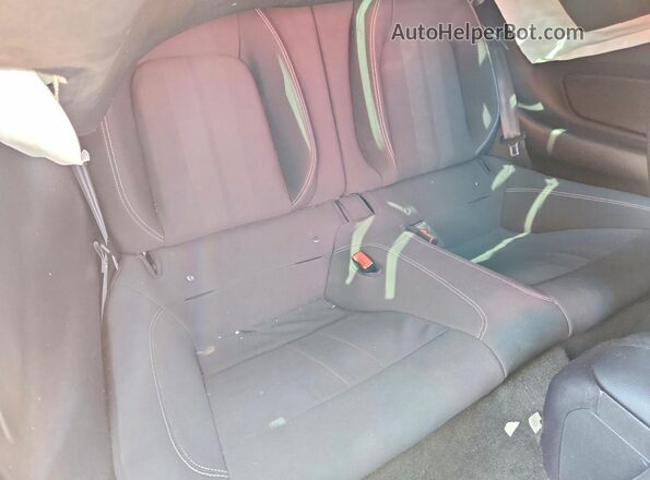1FA6P8CF2J5120719 2018 FORD MUSTANG Red Widok tylnych siedzeń