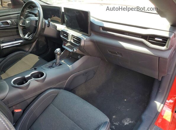 1FA6P8CF2R5419705 2024 FORD MUSTANG Red Widok deski rozdzielczej