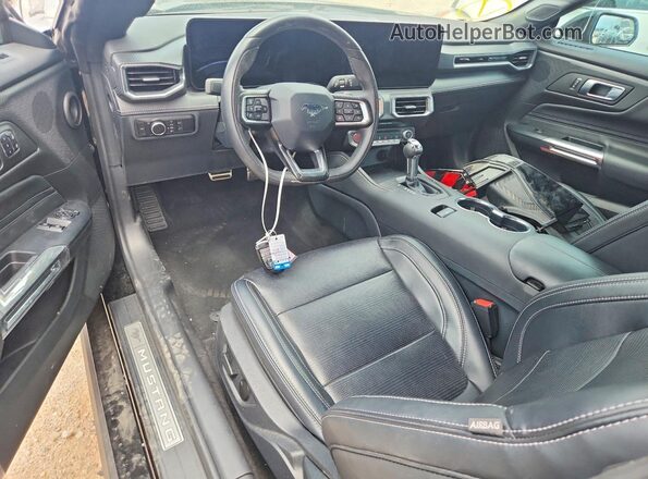 1FA6P8CF3S5410095 2025 FORD MUSTANG Black წინა პანელის ხედი