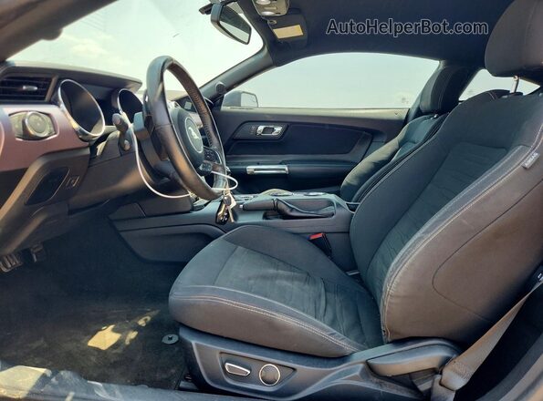 1FA6P8CF4G5309185 2016 FORD MUSTANG Charcoal Front interior view