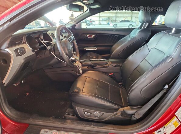 1FA6P8CF4H5249538 2017 FORD MUSTANG Красный Вид салона спереди