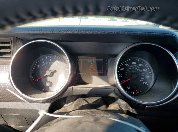 1FA6P8CF4K5174038 2019 FORD MUSTANG White Instrument cluster view