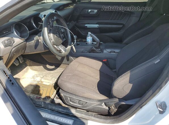 1FA6P8CF4M5118958 2021 FORD MUSTANG White Front interior view