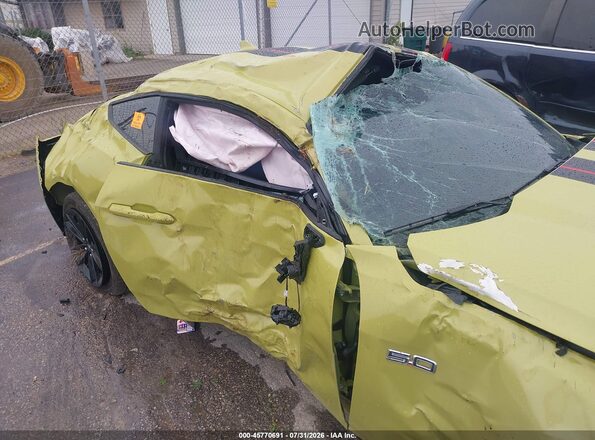 1FA6P8CF4S5417654 2025 FORD MUSTANG Зеленый Вид спереди