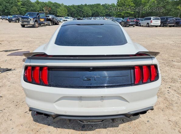 1FA6P8CF5J5153424 2018 FORD MUSTANG White Widok z tyłu