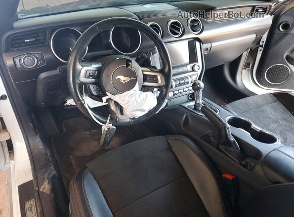 1FA6P8CF5M5107435 2021 FORD MUSTANG White Առջևի վահանակի տեսք
