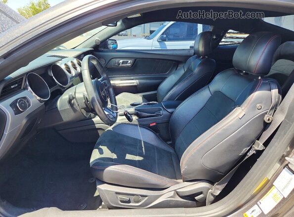 1FA6P8CF6G5303355 2016 FORD MUSTANG Gray Вид салону спереду