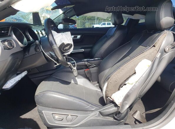 1FA6P8CF6K5161923 2019 FORD MUSTANG Silver წინა სალონის ხედი