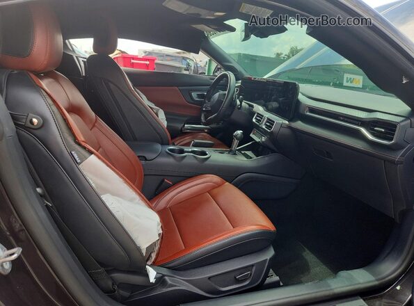 1FA6P8CF6R5401269 2024 FORD MUSTANG Charcoal Vista interior delantera